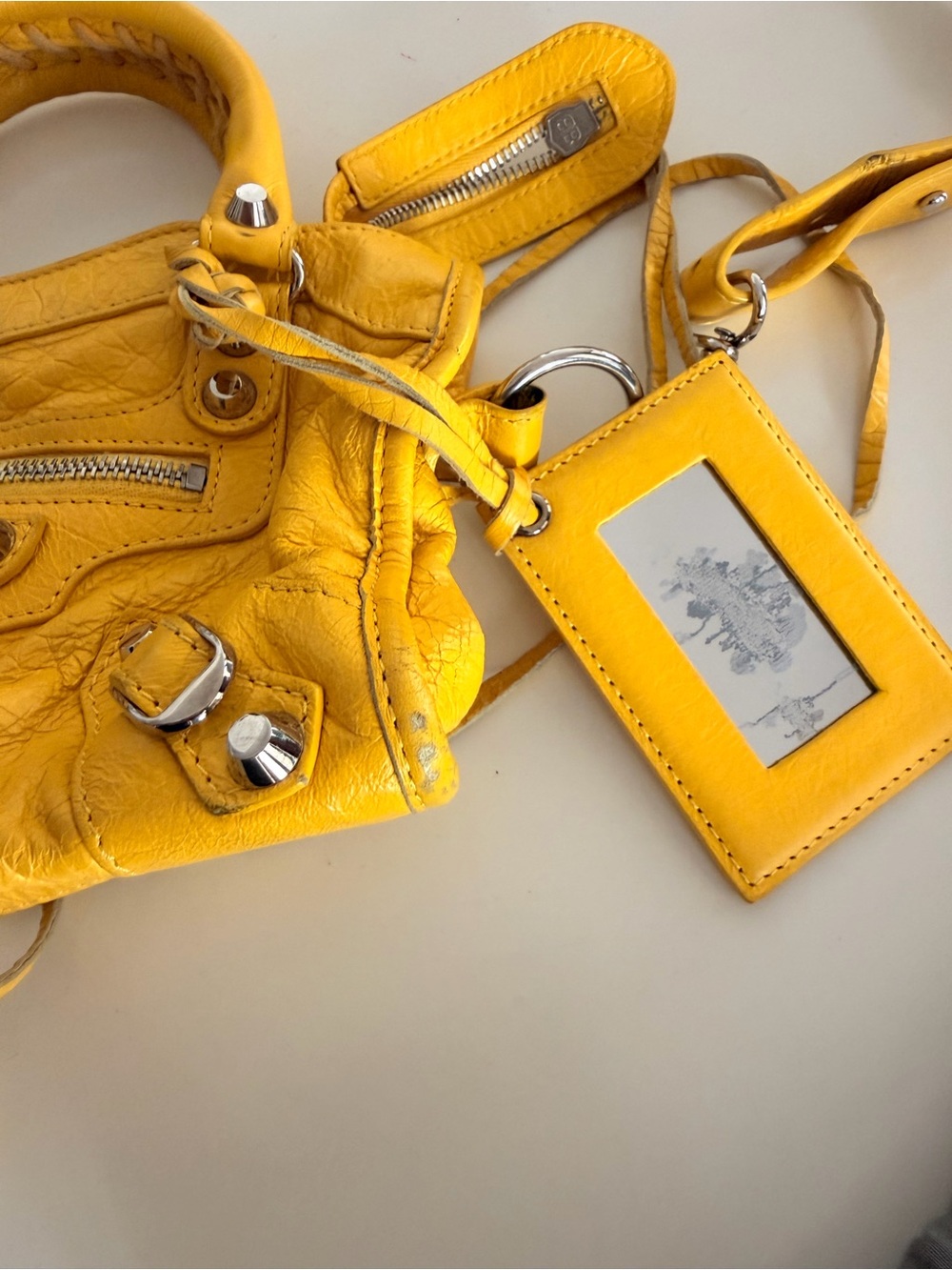 Balenciaga City Bag yellow mini Leather Crossbody - Picture 2 of 9